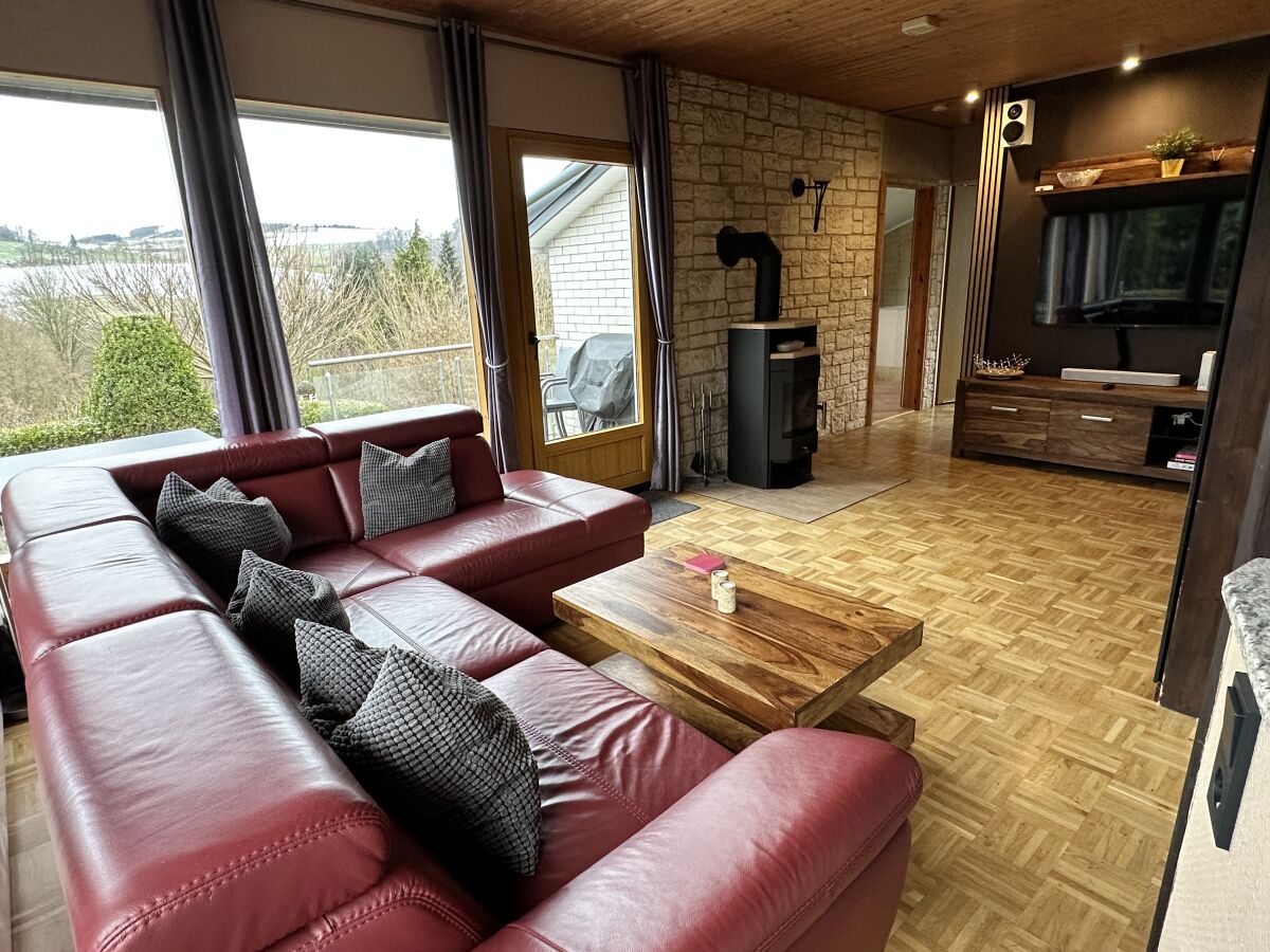 Wohnzimmer mit gemütlicher Sitzecke